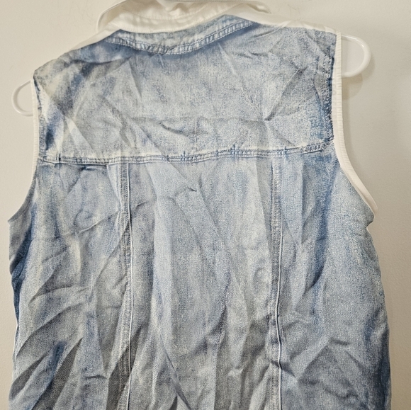 Zara Printed Denim Satin Sleeveless Button Front Top Size SMALL NWT - Picture 10 of 10